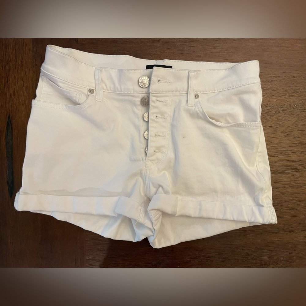 Express button up white shorts